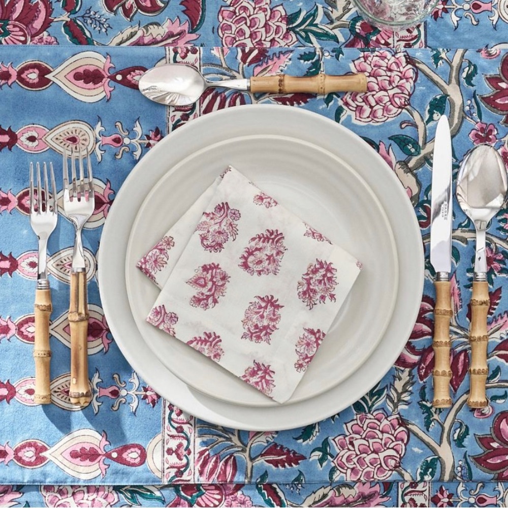 NWT Pottery Barn Shannon Block Print Reversible Cotton Placemats